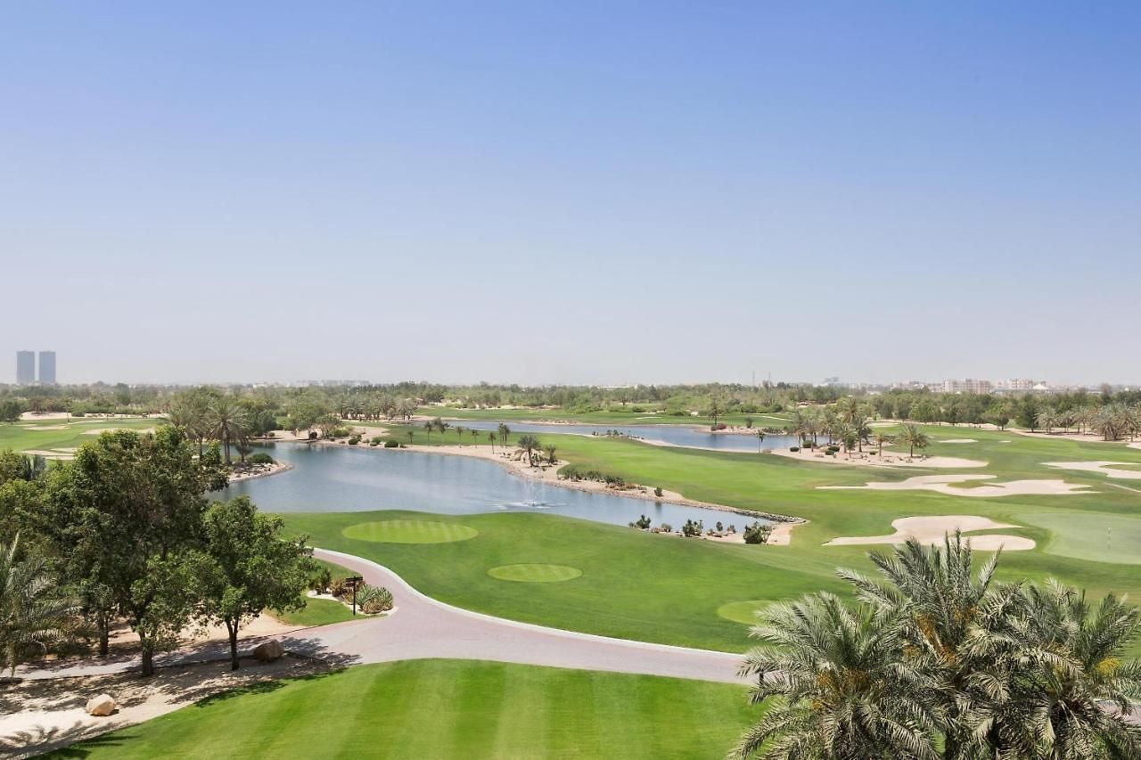 Abu Dhabi Golf Resort by Vogo