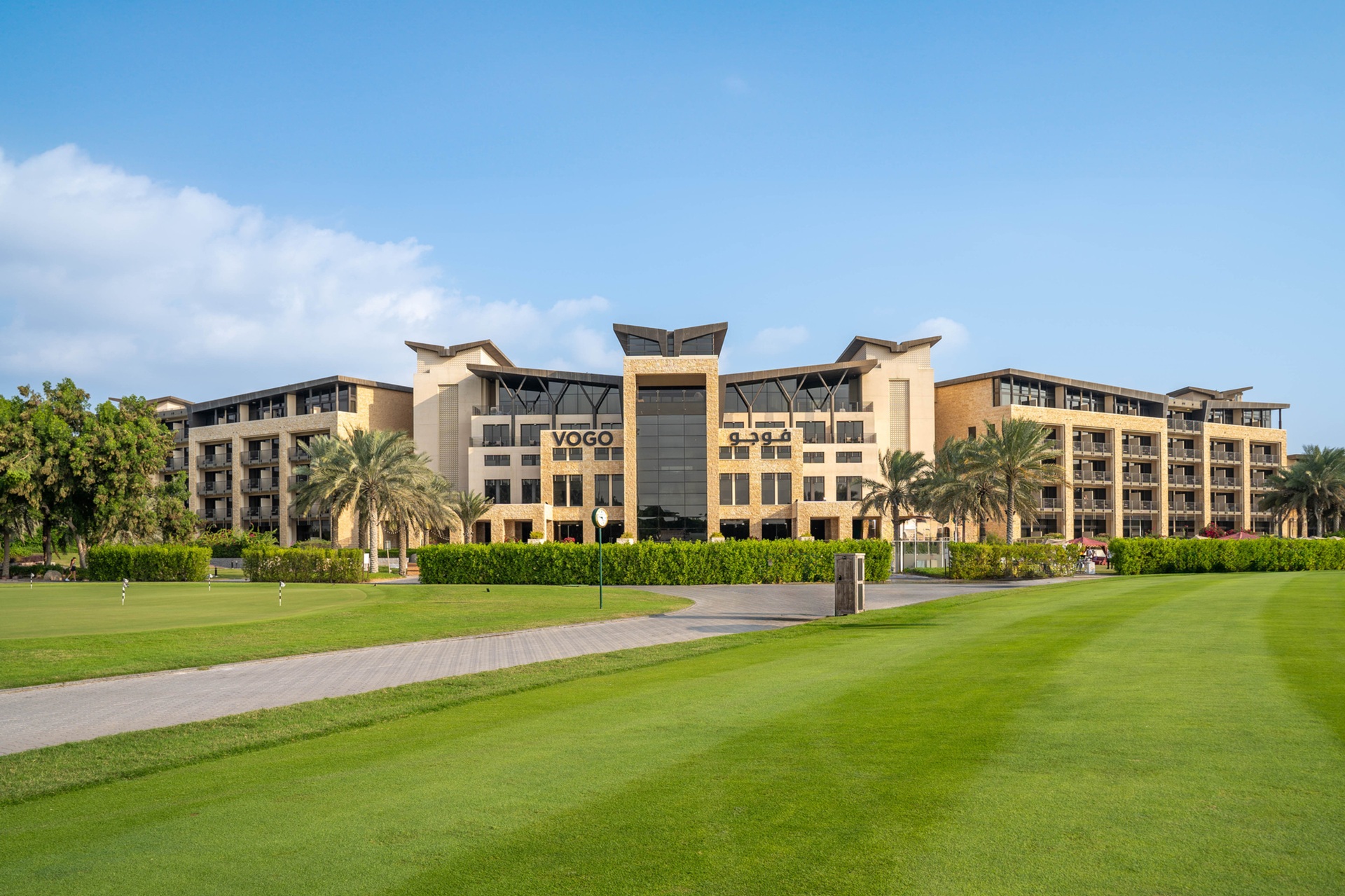Abu Dhabi Golf Resort by Vogo