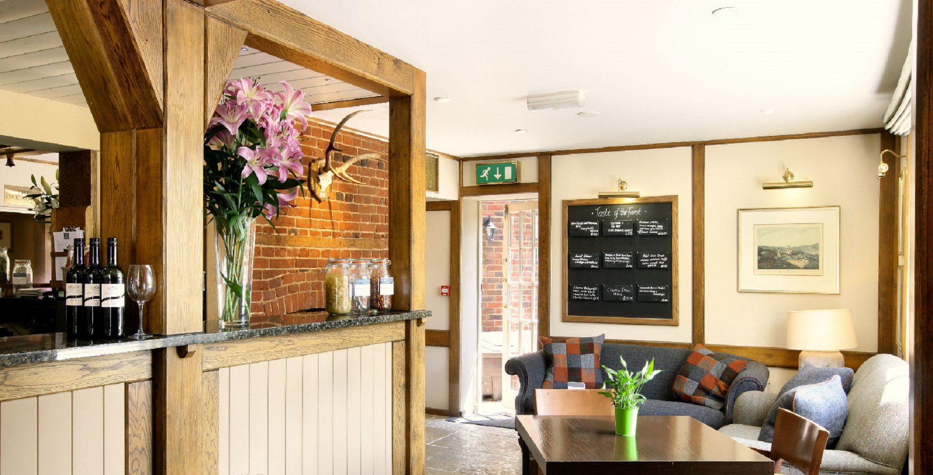 The Bell Inn and Bramshaw Golf Resort