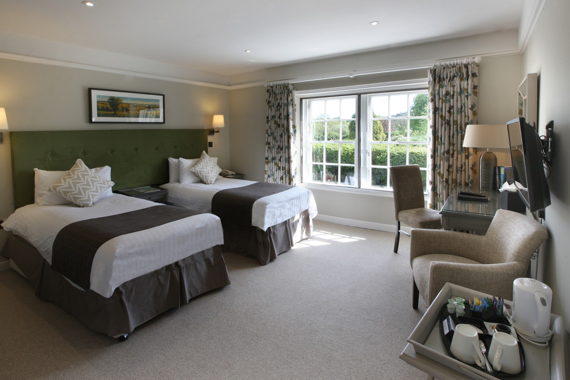 The Bell Inn and Bramshaw Golf Resort