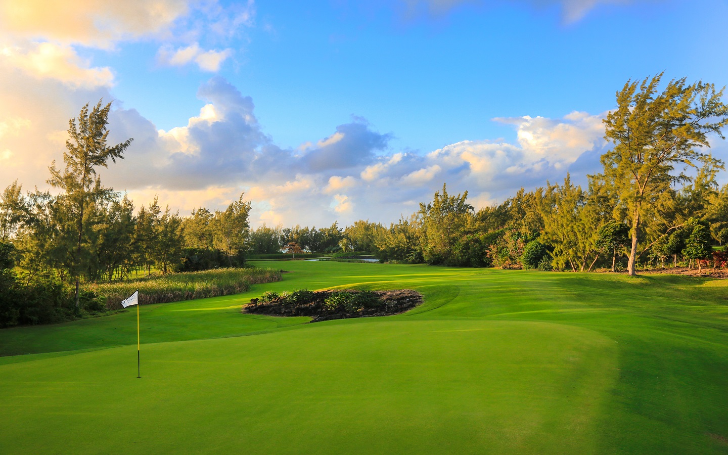 Anahita Golf & Spa Resort