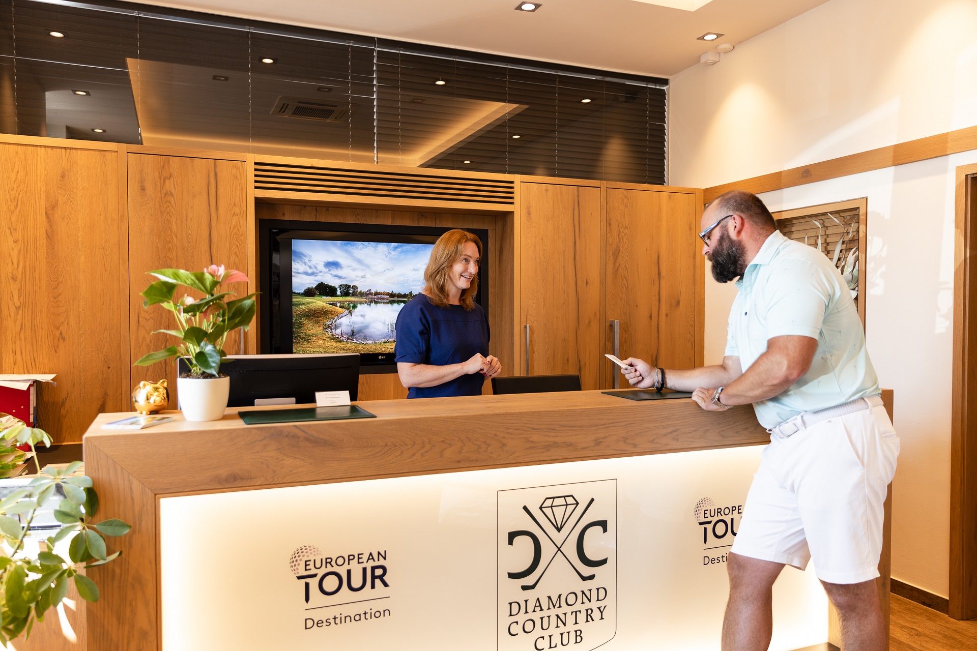 Diamond Country Club