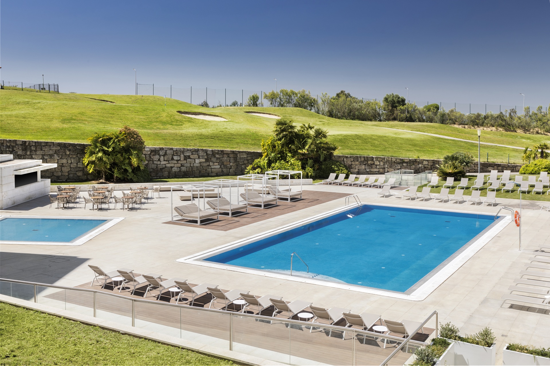 Crowne Plaza Caparica Lisbon