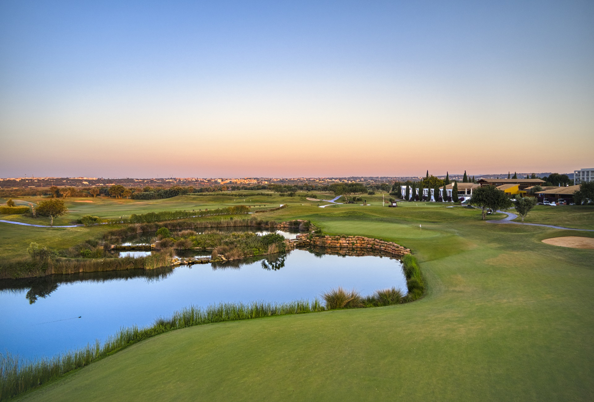 Dom Pedro Victoria Golf Course | Golf i Vilamoura, Algarve