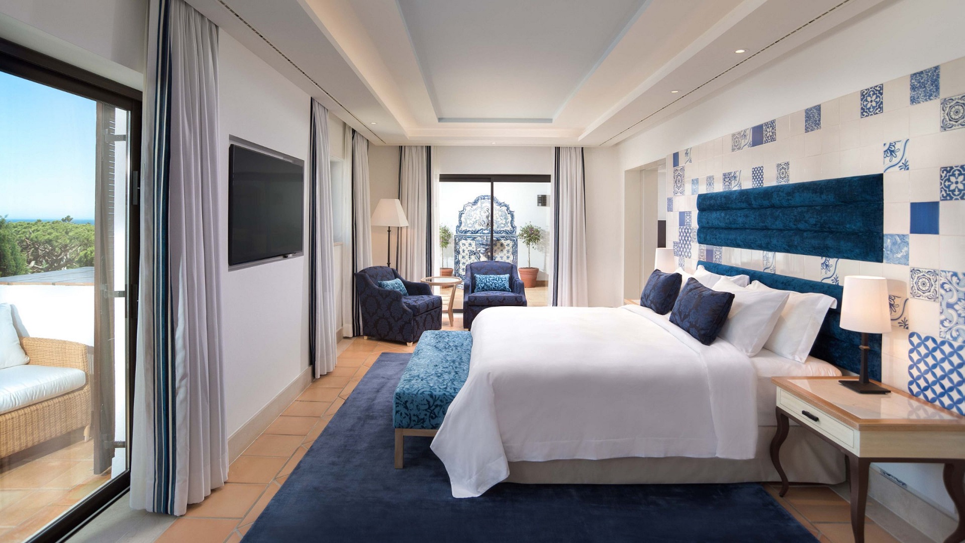 Pine Cliffs Hotel