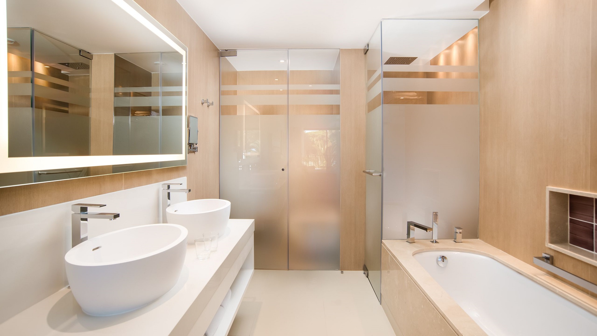 Pine Cliffs Ocean Suites