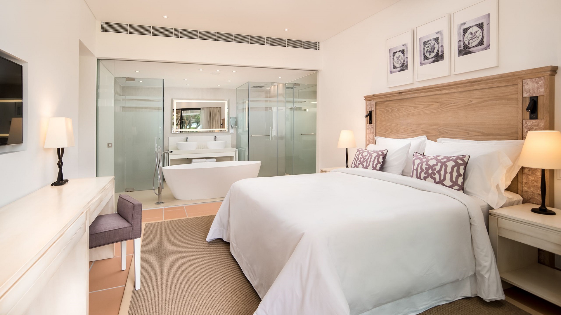 Pine Cliffs Ocean Suites