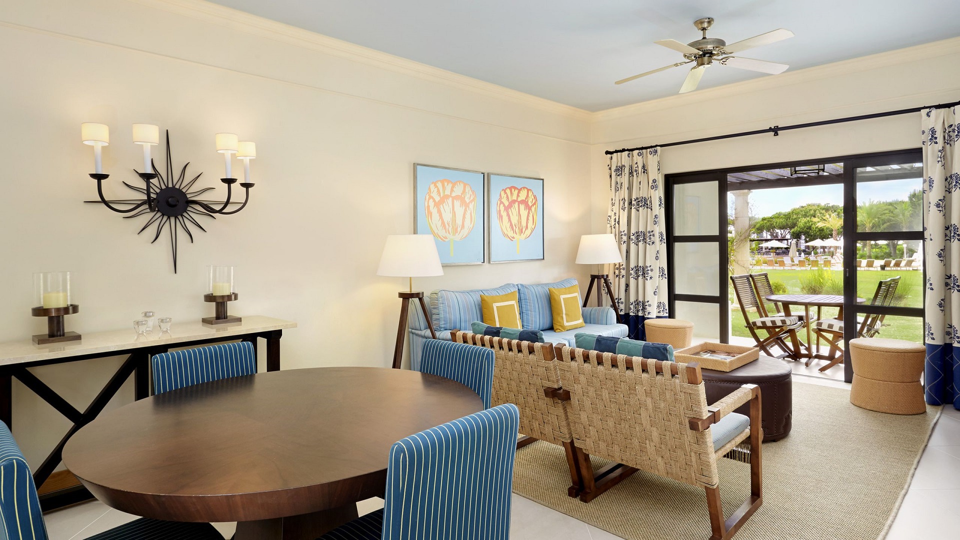 Pine Cliffs Residence