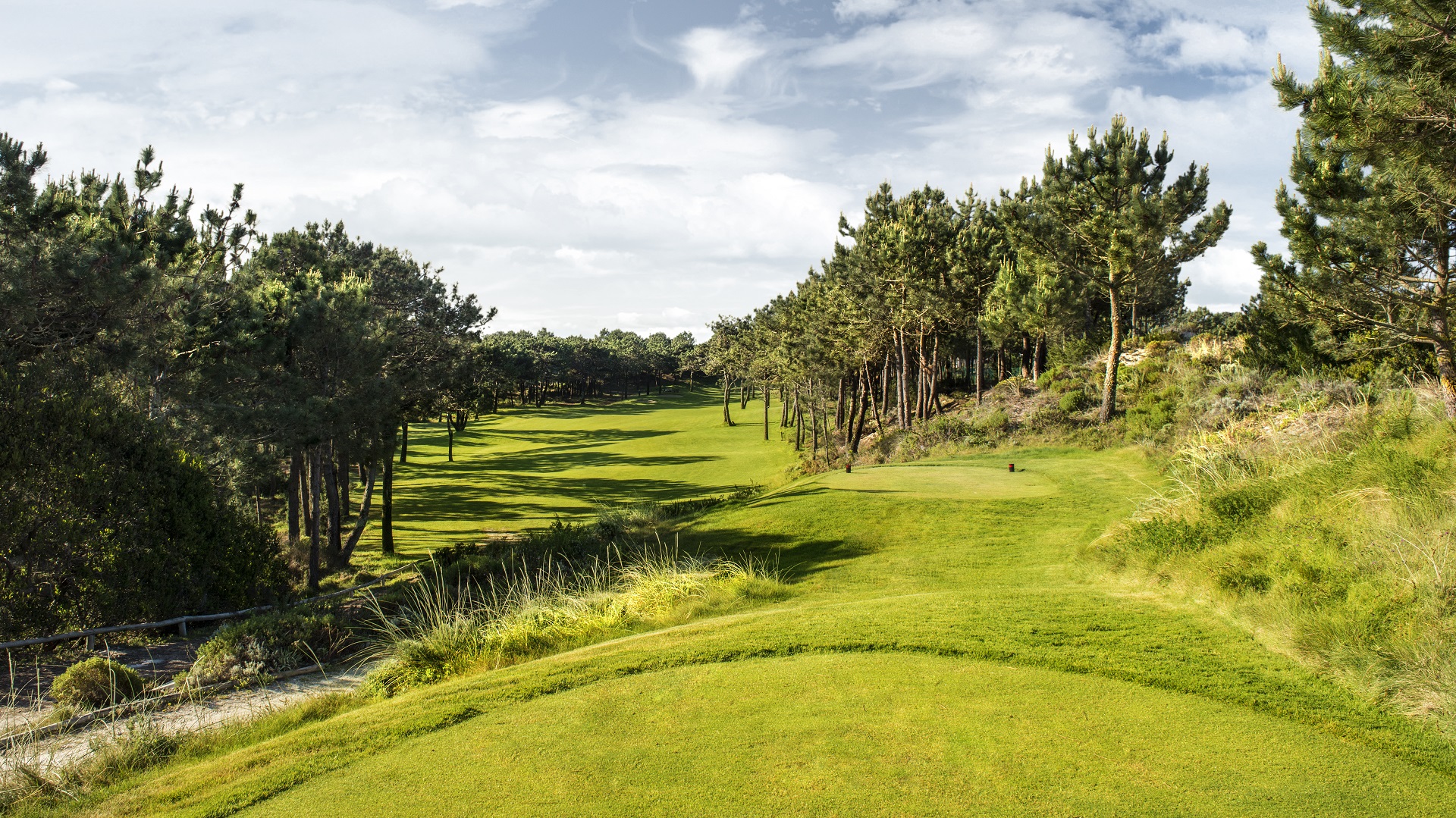 Praia D’El Rey Golf & Beach Resort