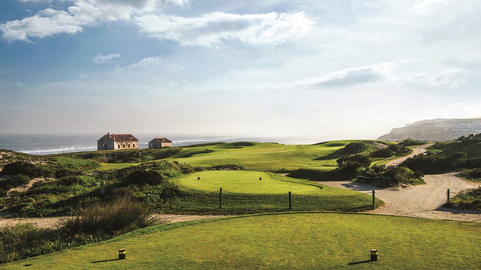 Praia D’El Rey Golf & Beach Resort