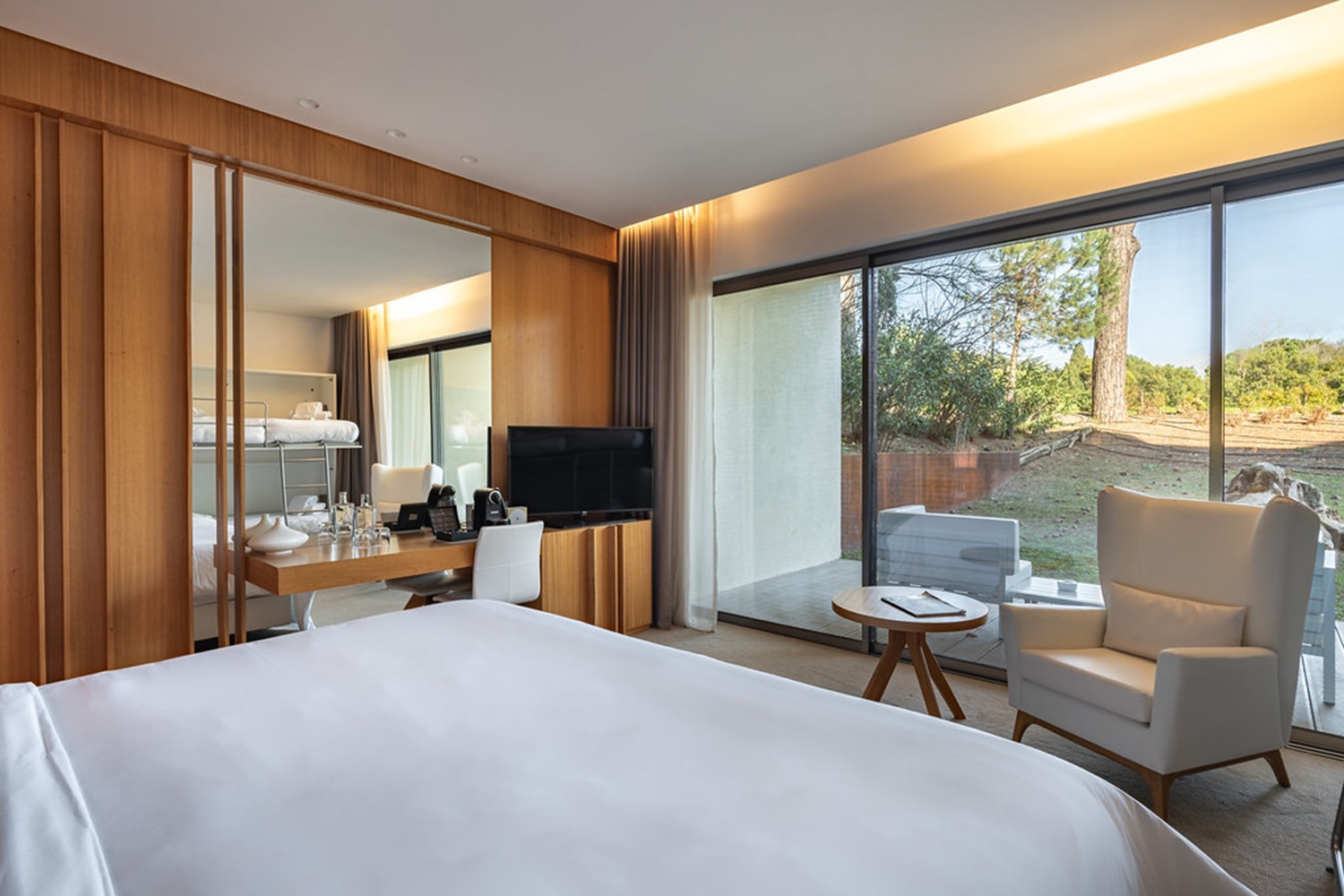 Onyria Marinha Boutique Hotel