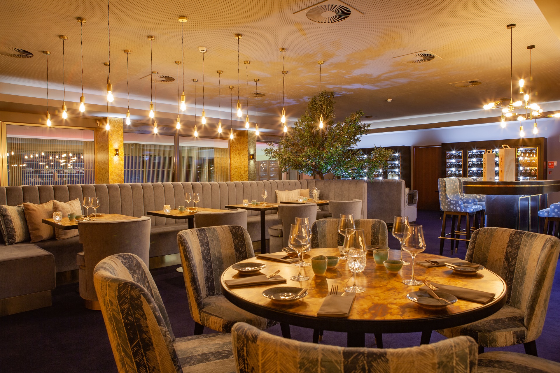 Vidamar Hotel Resort Algarve | Olivo Meat and Wine Restaurant 