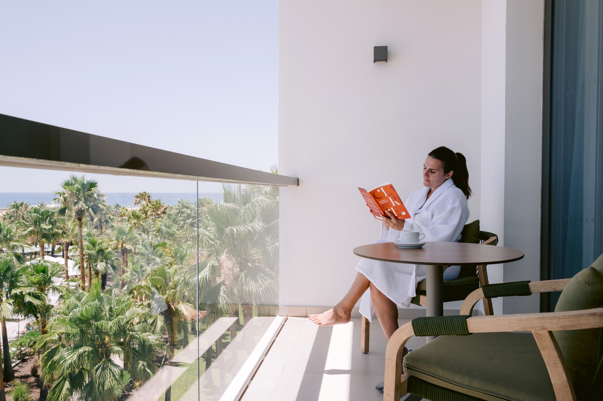 Wine & Books by the Sea