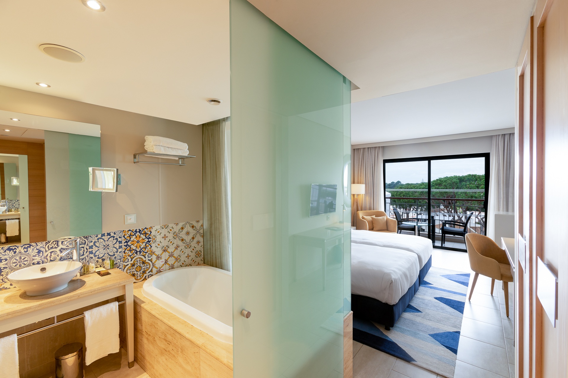 Hilton Vilamoura As Cascatas Golf Resort & Spa