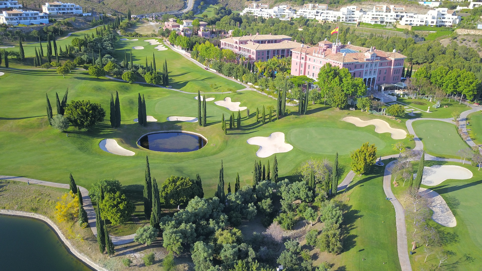 Villa Padierna Golf Club | Flamingos