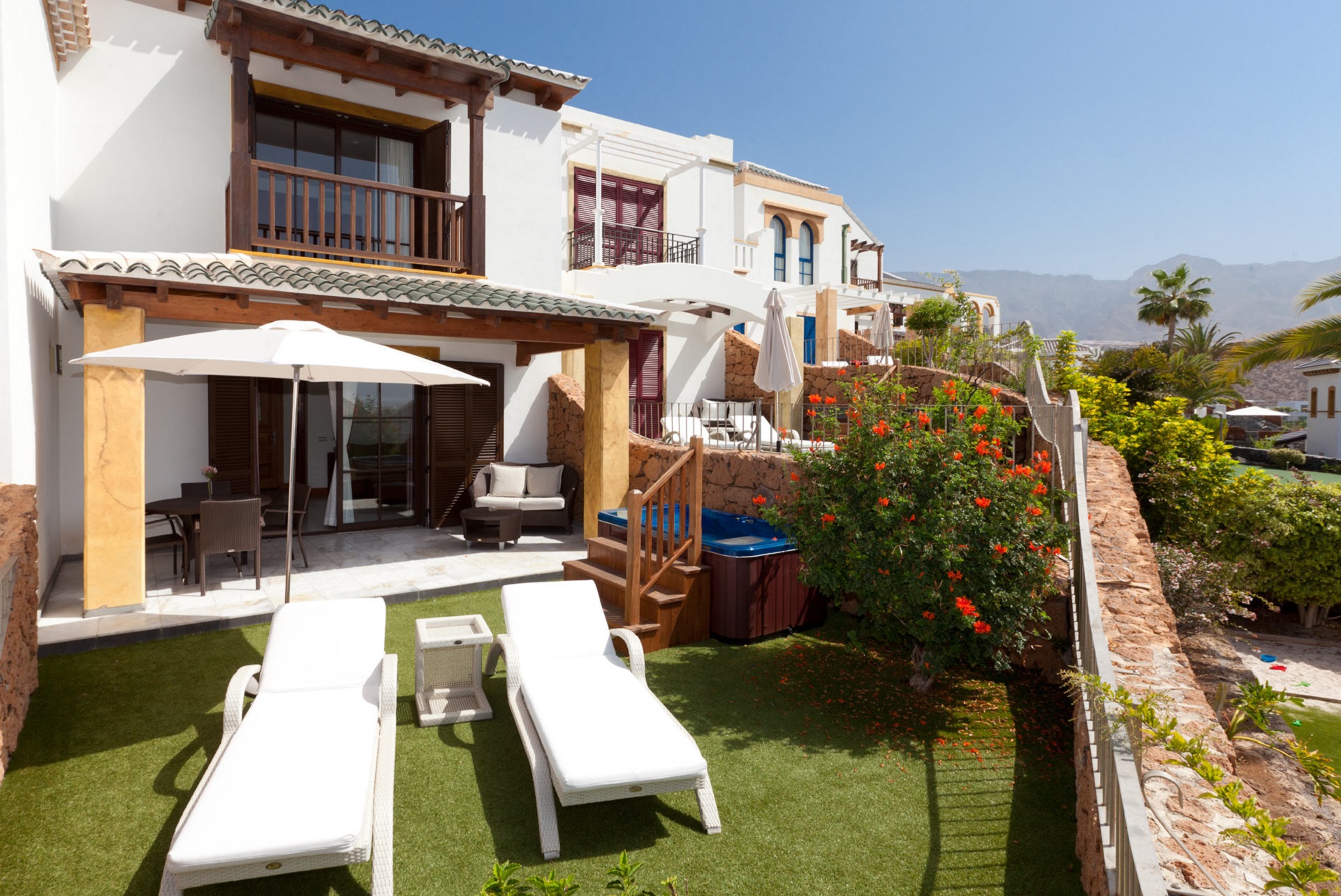 Hotel Suite Villa María | Golf Tenerife | Villa 70 m2 med jacuzzi