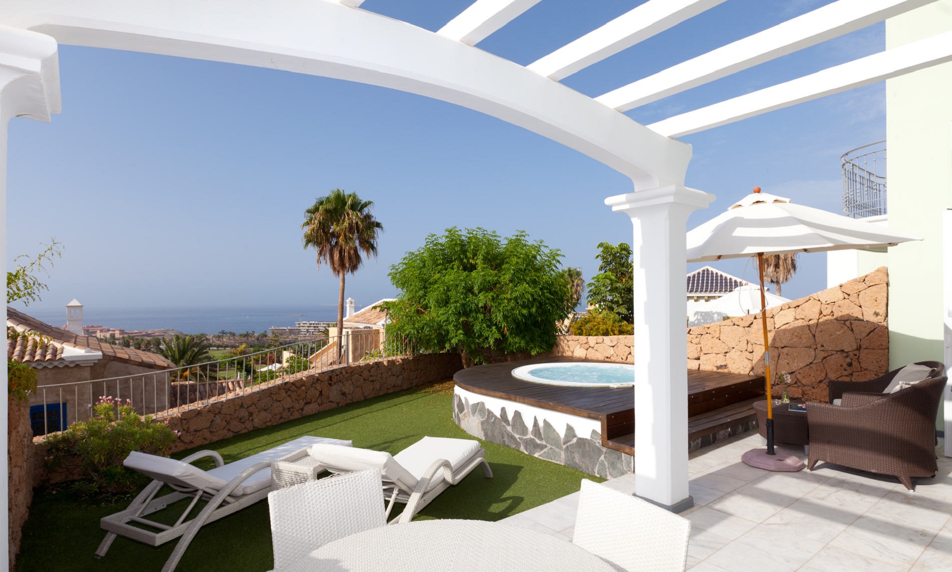 Hotel Suite Villa María | Golf Tenerife | Villa 115 m2 med jacuzzi