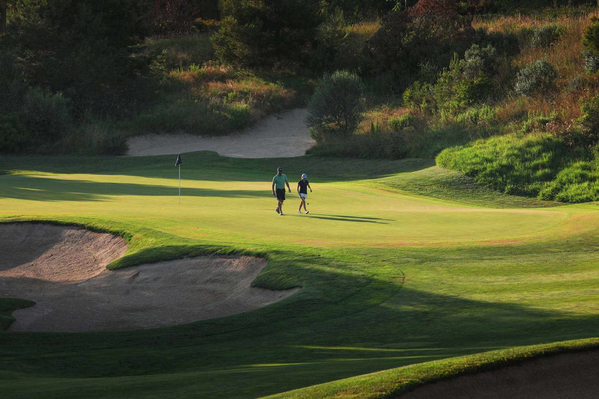 INFINITUM | Hills Course