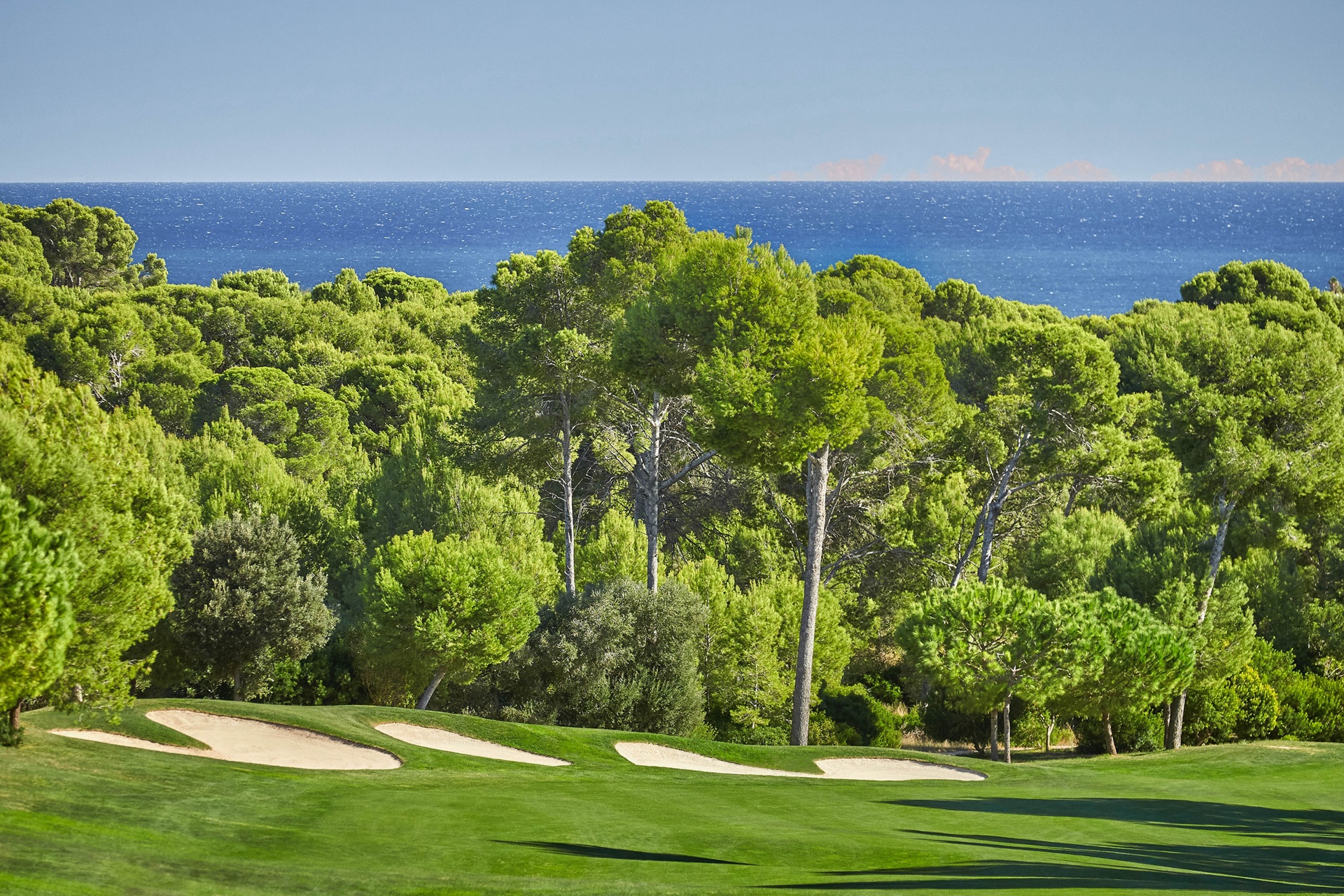 INFINITUM | Hills Course