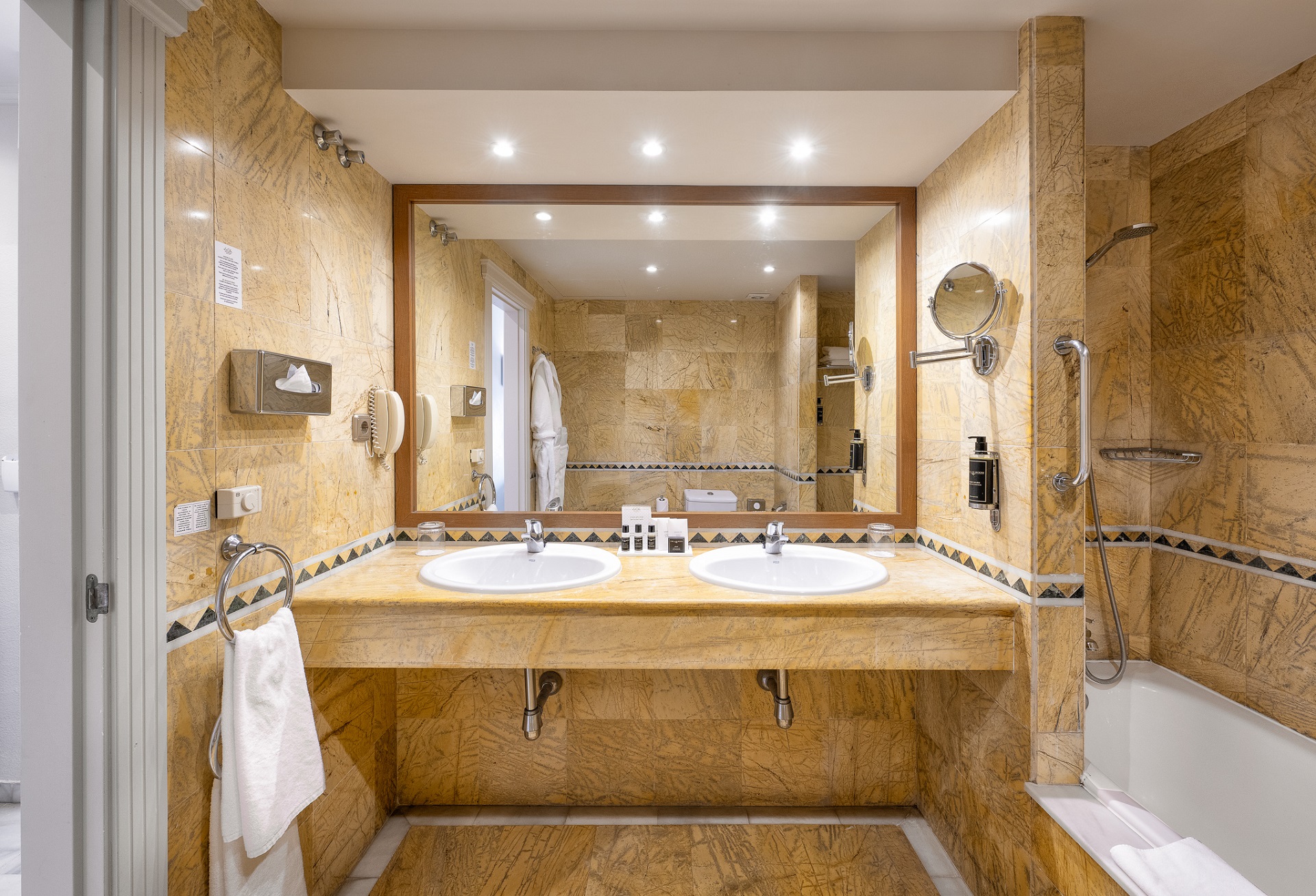 La Cala Golf Resort | Superior Room