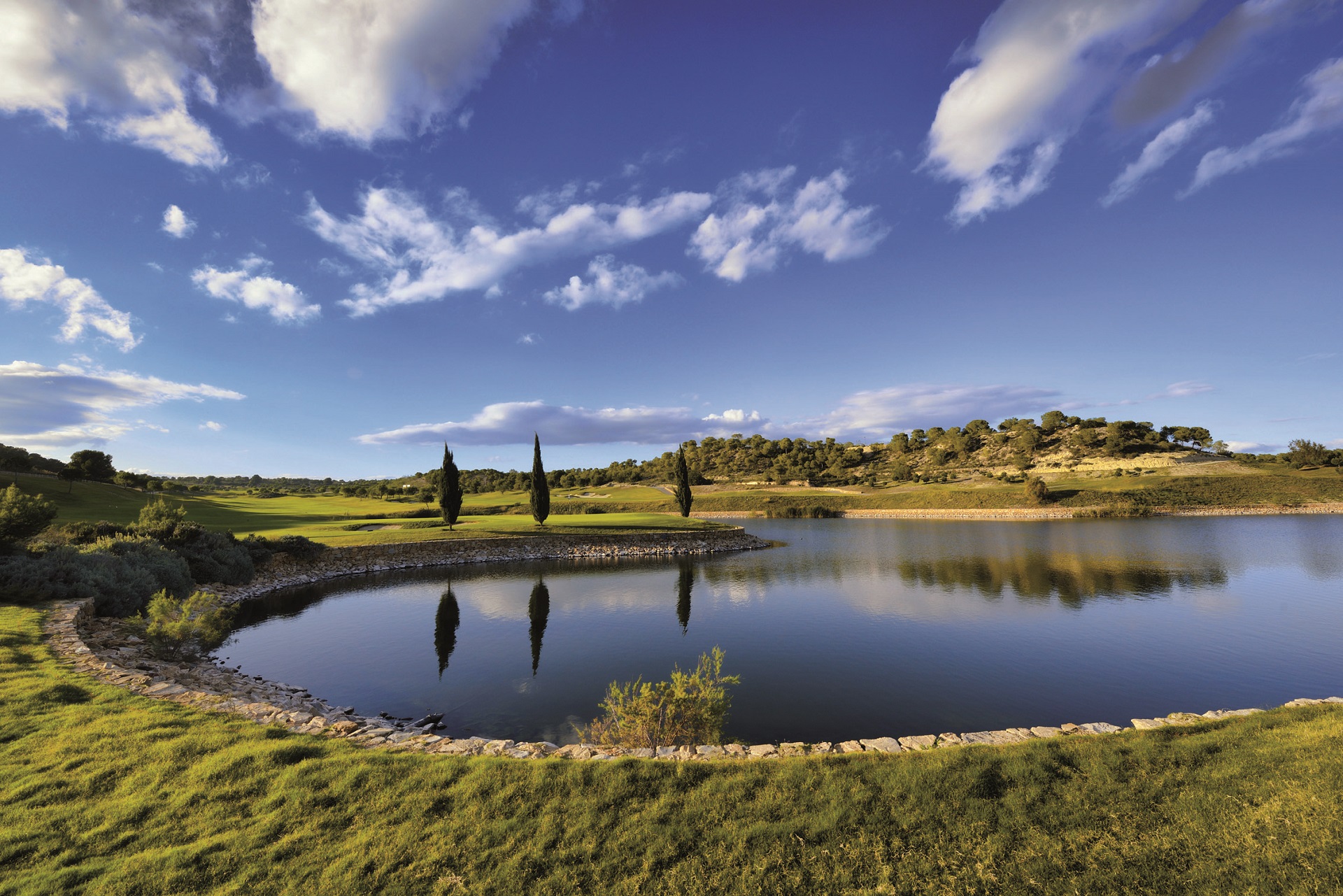 Las Colinas Golf & Country Club