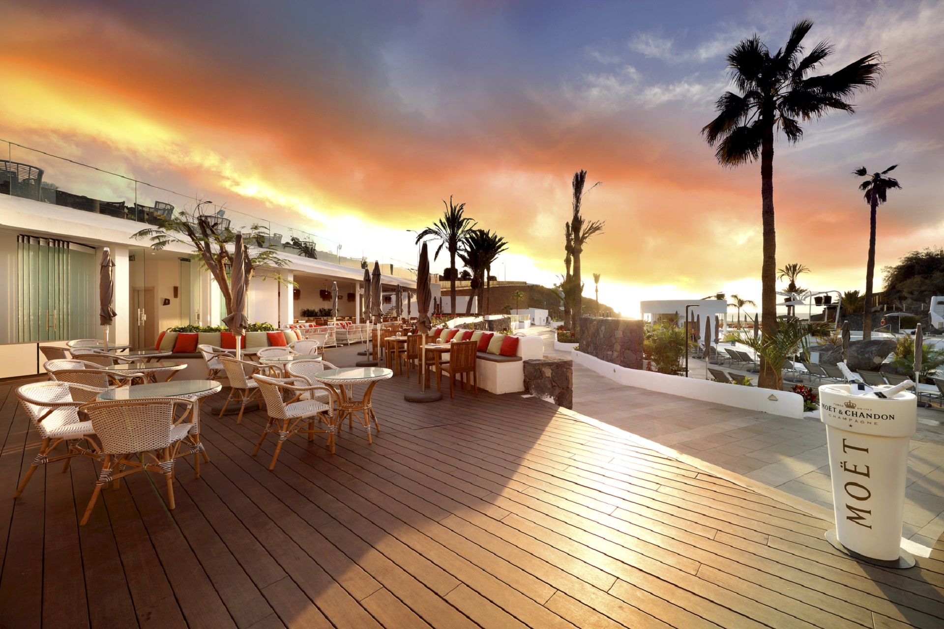 Hard Rock Hotel Tenerife Rooftop Bar