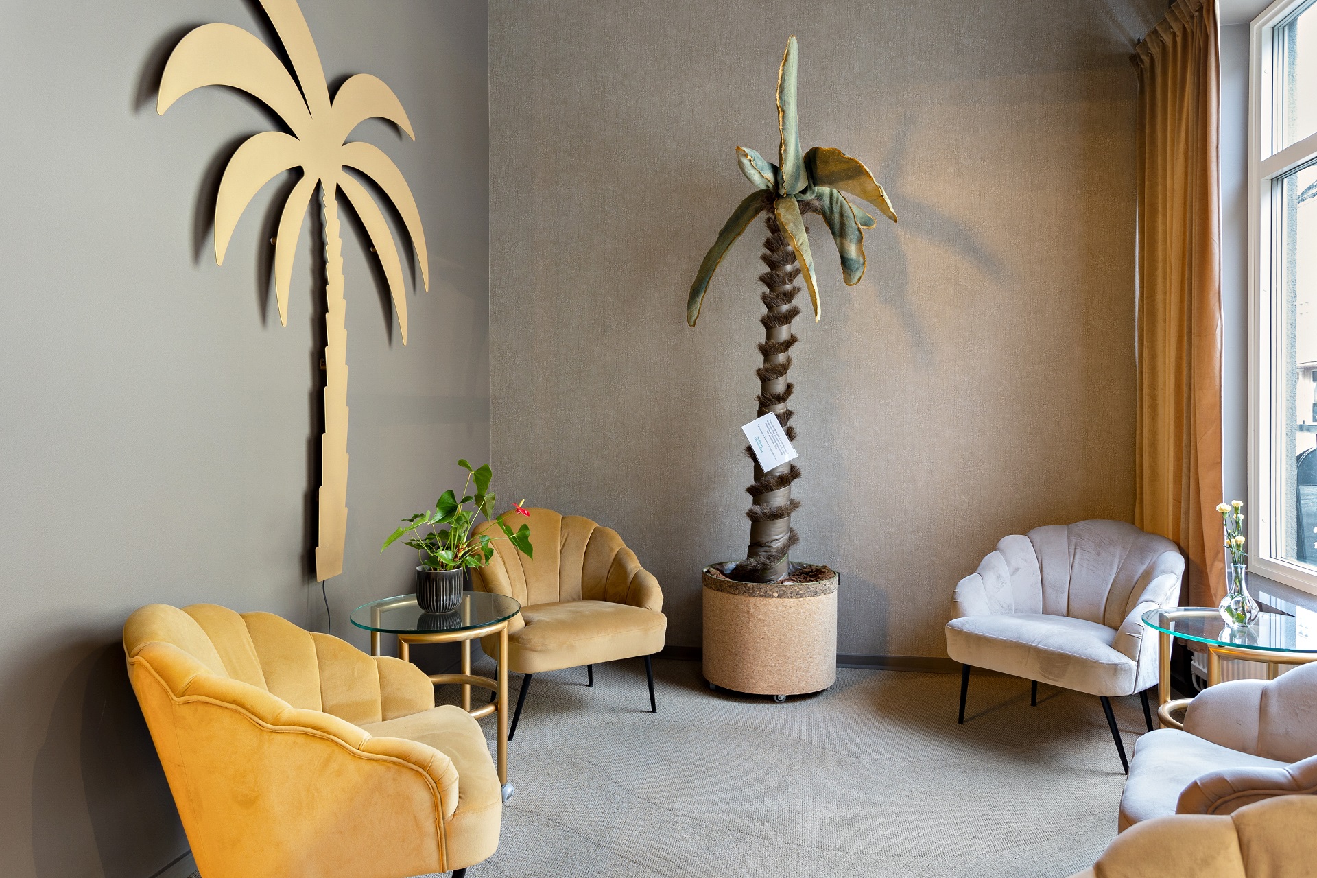 Palm Tree Hotel