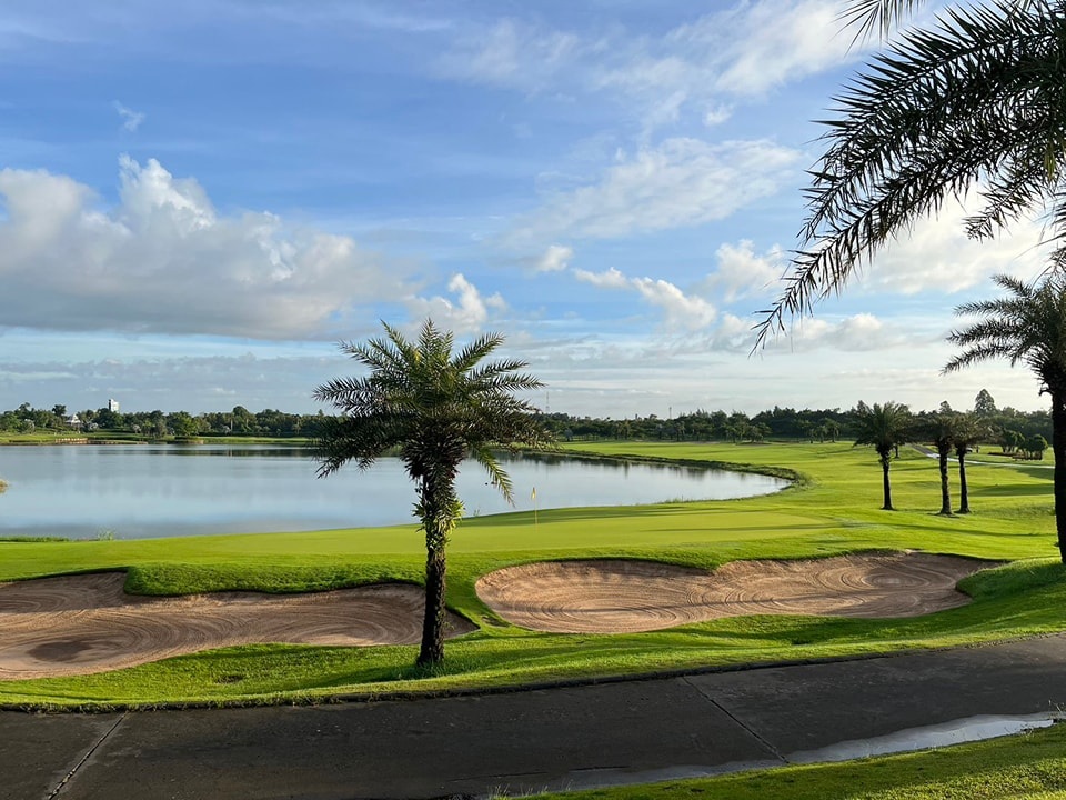 The RG City Golf Club