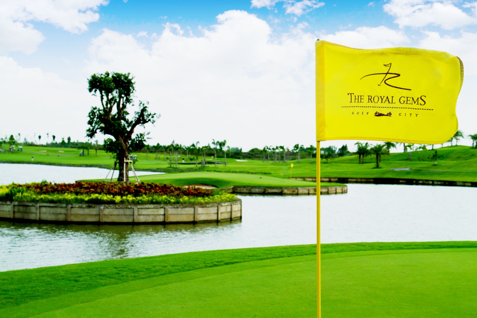 The RG City Golf Club
