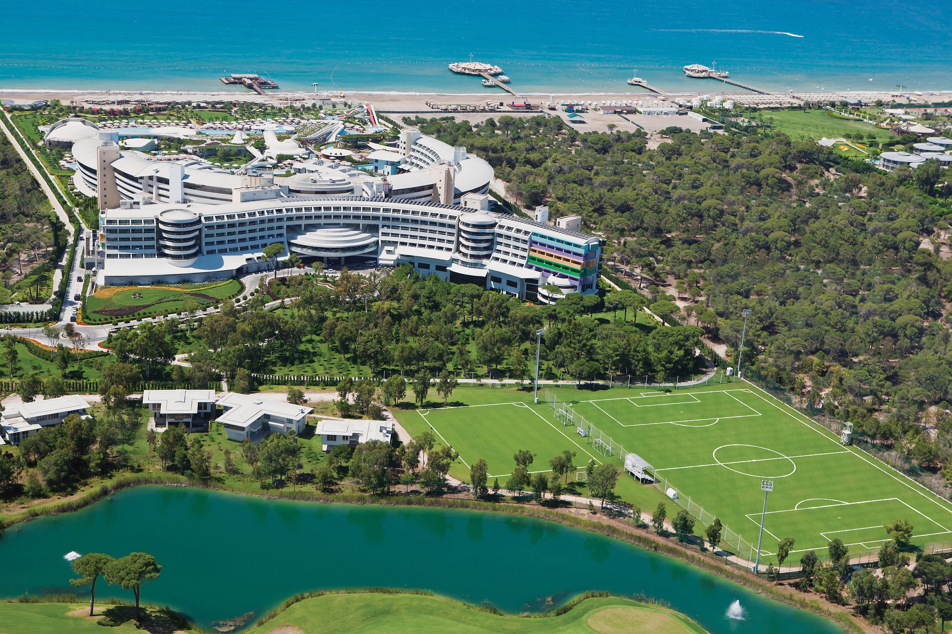 Cornelia Diamond Golf Resort & Spa | Golf i Belek