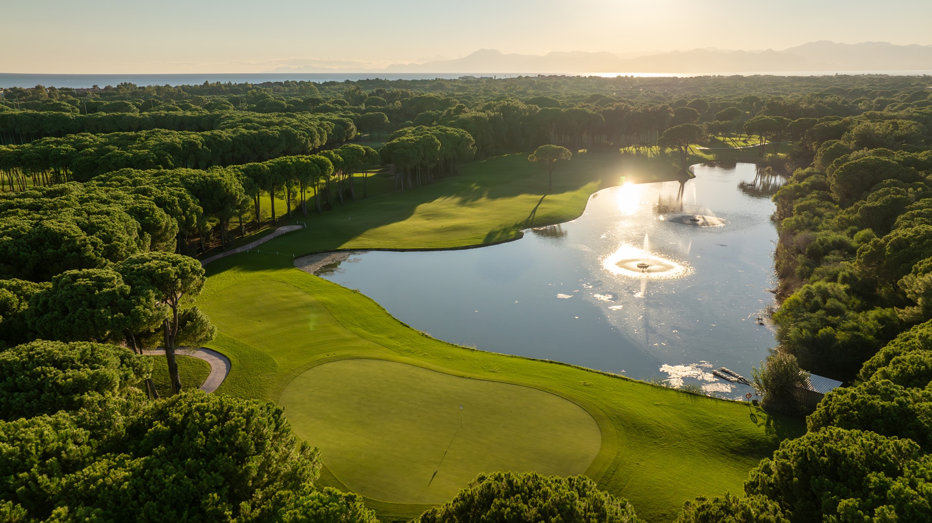 Montgomerie Maxx Royal Golf Club | Golf i Belek
